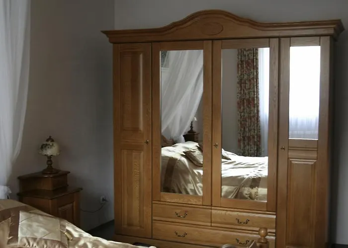 Guest house Rezydencja Parkowa *